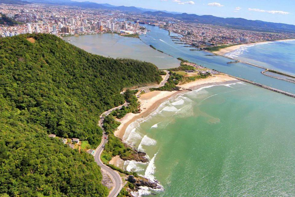 Hotel Rota Do Mar Inn Itajaí Exterior foto